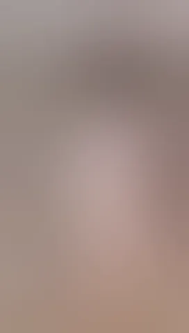 "Amateur latina, sexy feet tease 🎬"