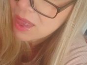Elly49