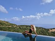 LottiePearl