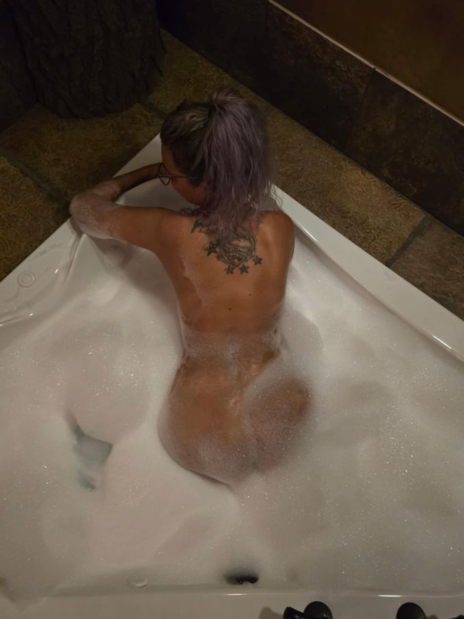NinaNicoleRoyale
