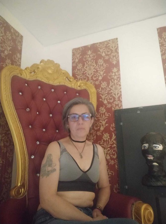 Hades_Lyra