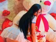 Lucy_Brunno