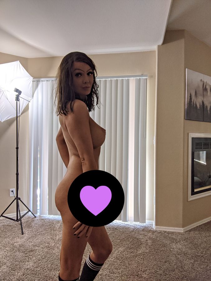 HungNCurvy
