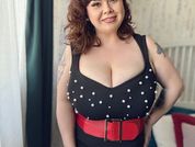 HugeBoobsRoxy