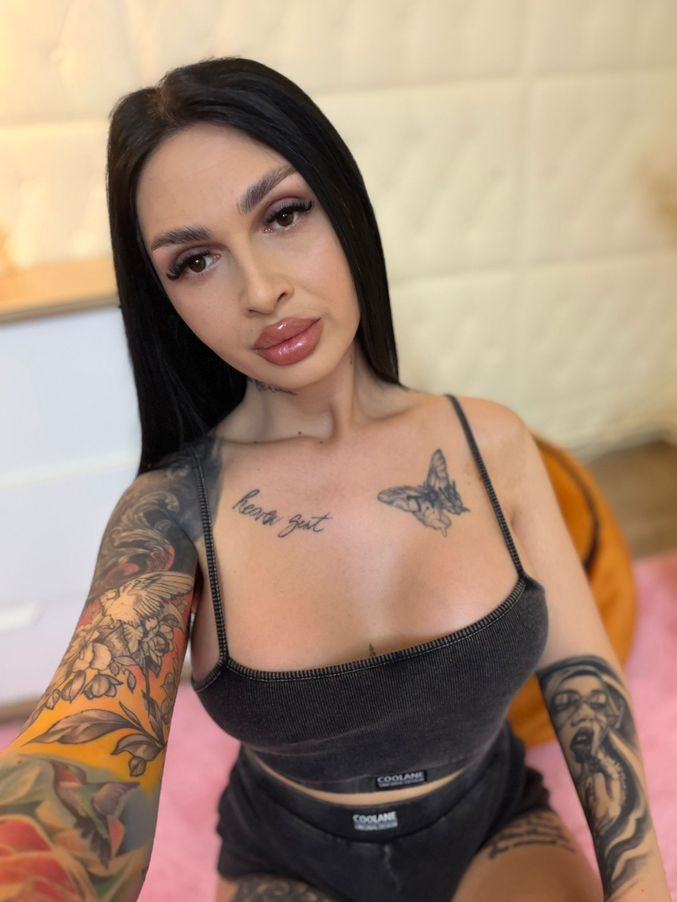 NaughtyCleoX