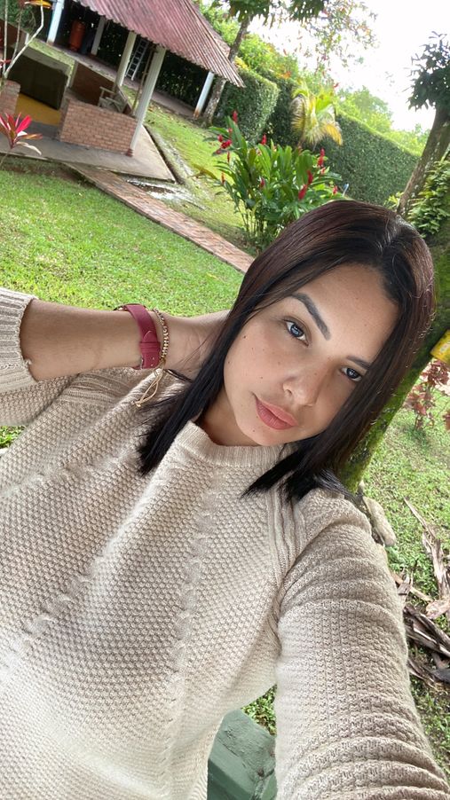 Mia_bigtits