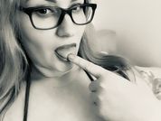 Bustybeauty18