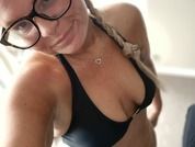 Peachy_English_Blond