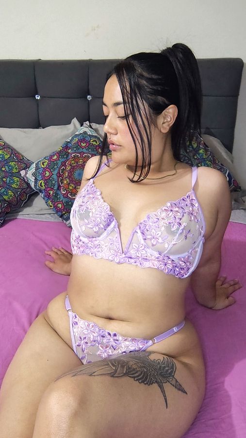 SamaraHotty69