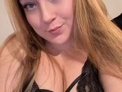 CurvyHotwifeJasmine