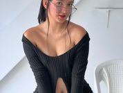 Saraa_Skinny