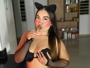 Mia_Cuttee