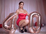 AdelinaVanz