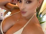 Urluvlycharmx