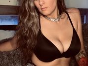 BrunetteXBunni