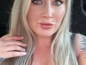 Innocent_dolli_x