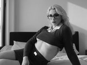 MadameBlonde