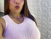BustyGlow121