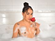 AbrilNaughty