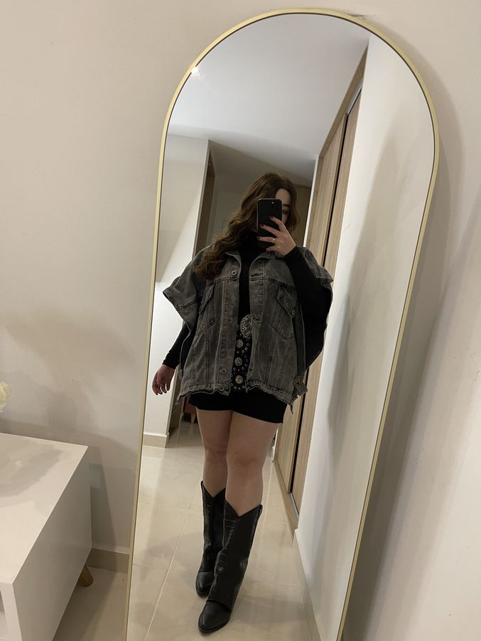 Lea_Jonesss