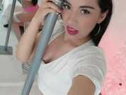 EllaRoss100