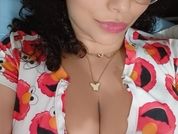 Curly_Sarah