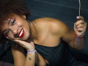 Nia_Zuri