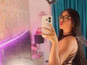 Mia_Bloom