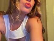Zoe_Mills