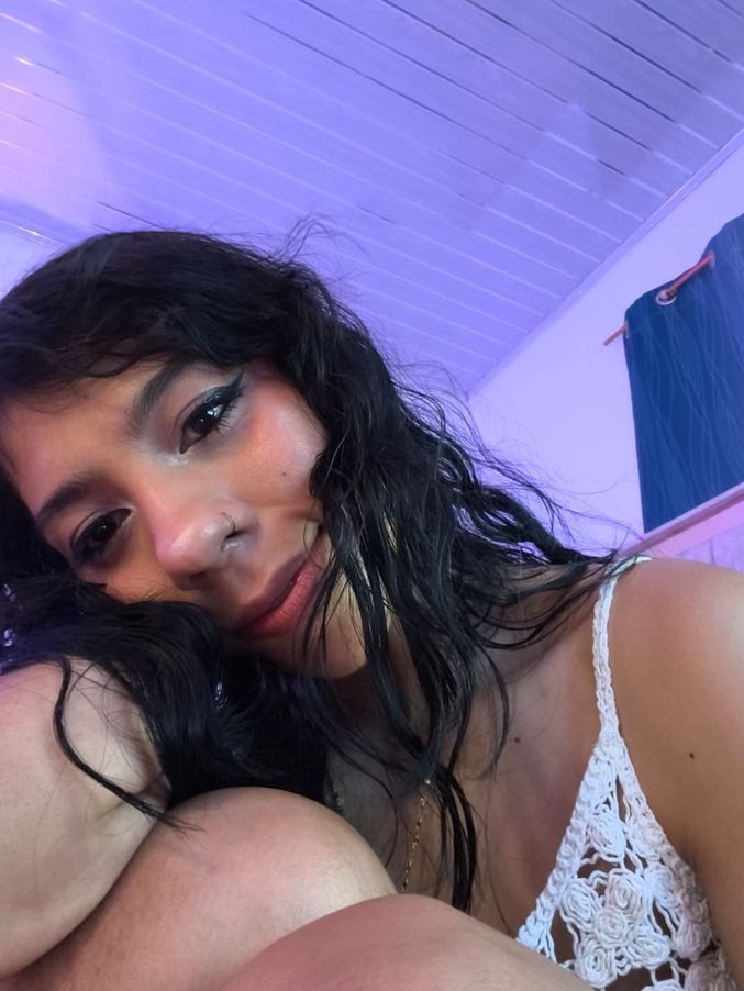 Ruby_gomes67
