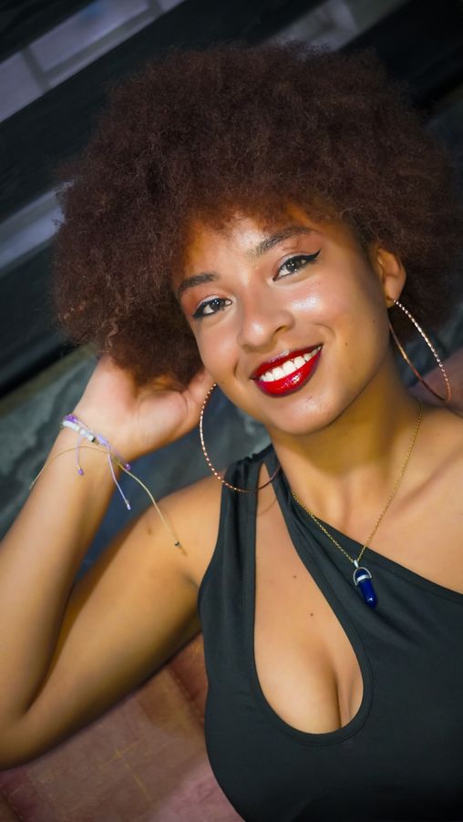 Nia_Zuri