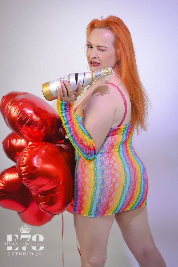 wifemature18