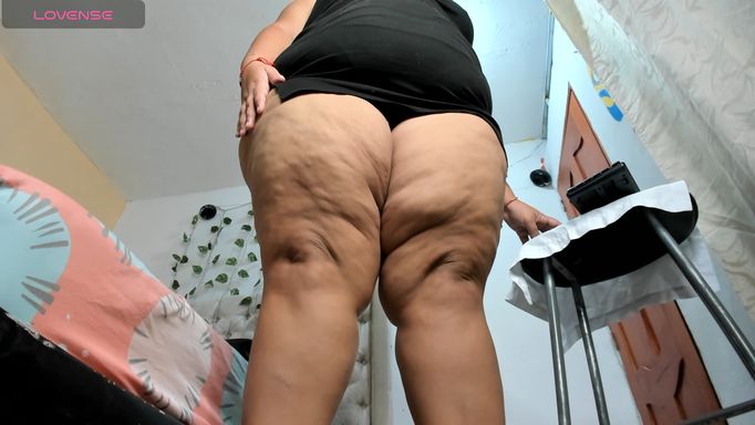 MaryyCurvy