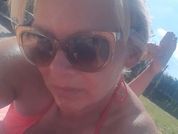 Elly49