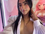 HollyWatson26