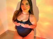 Mia_Cuttee