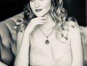 Bustybeauty18
