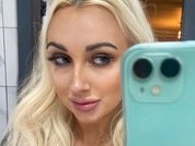 BlondieBarbieBabe