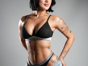 Lotie_Cox