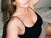 LucyLouuuXX