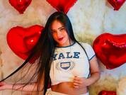 Lucy_Brunno