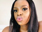 LusciousLipsT