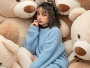 Mia_Whalker19