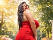 MiaaJoness18