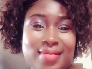 ASSQUEEN12