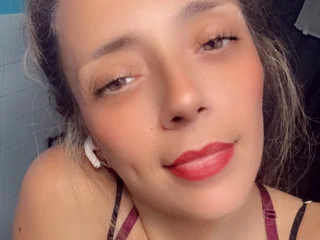 EmmaMiaXXX profile