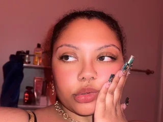 HolleyNicholes profile