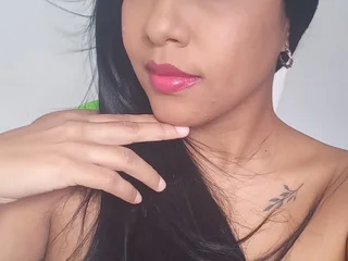 Janice_whole profile