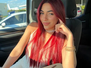 Luscious_live