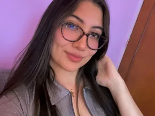 MeganCooperr18 profile